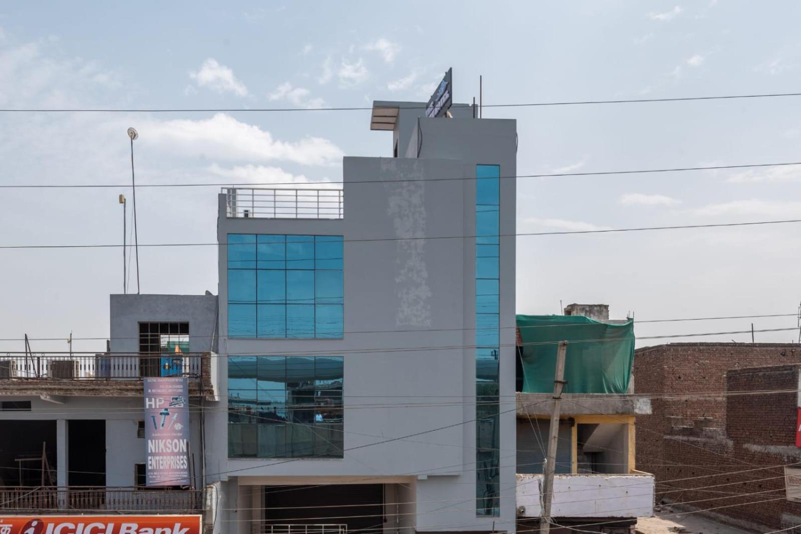 The Setu Hotel & Resorts Faridabad Extérieur photo